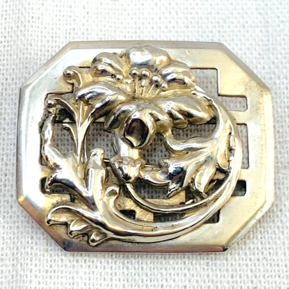 Jewelry - Picture 2 of 7